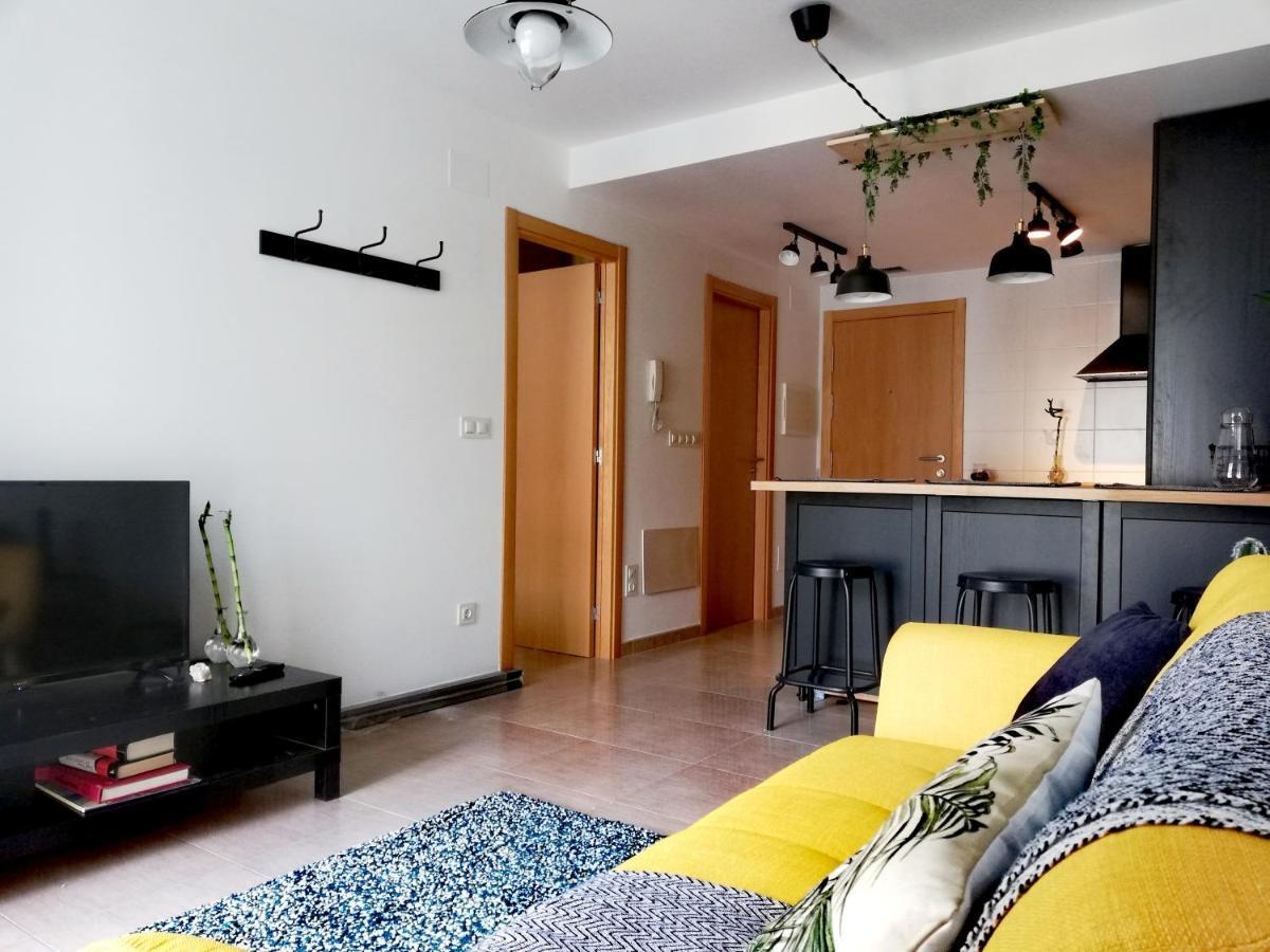 Pintoresco Piso A 5 Min De La Playa Wifi/Netflix آريس المظهر الخارجي الصورة